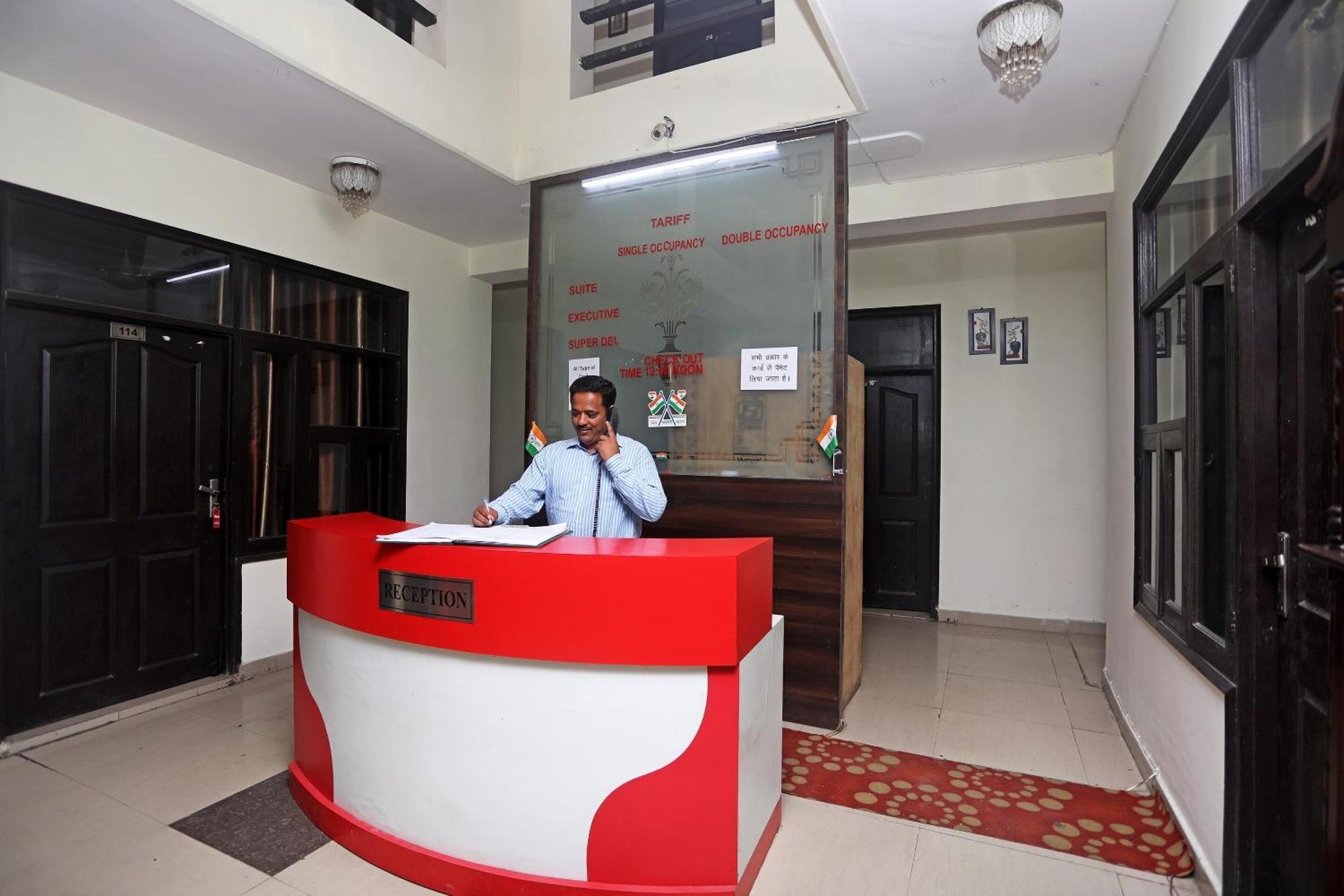 Hotel Collection O 19472 Highway Regency Anupnagar Esterno foto